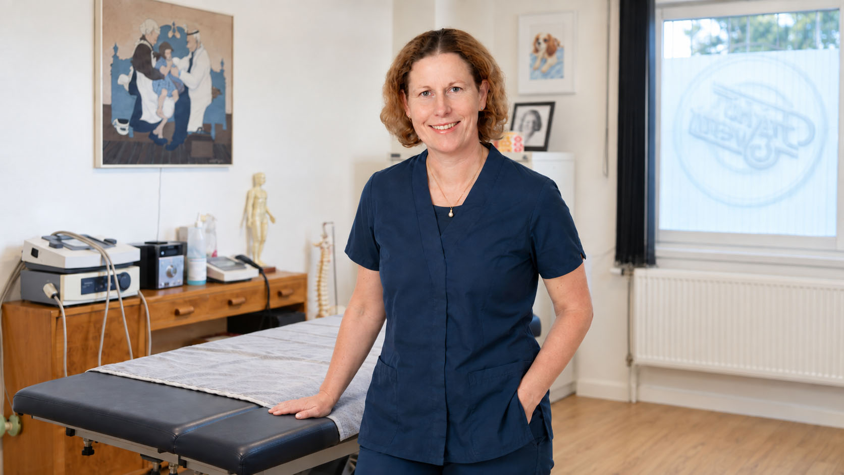 'Karin Hedlund i behandlingsrummet på Hedab Fysioterapi i Skellefte